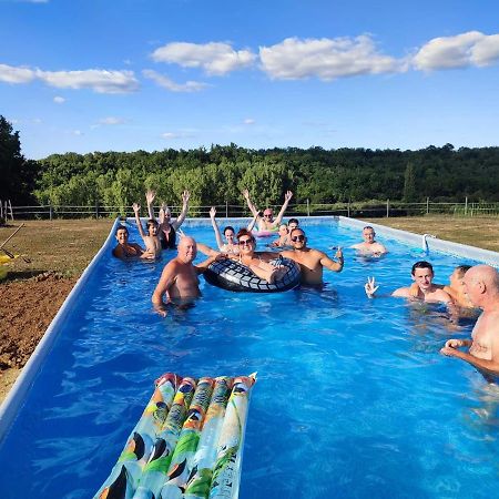 Gite Equestre Domaine Des Crins - Monpazier Capdrot Екстериор снимка