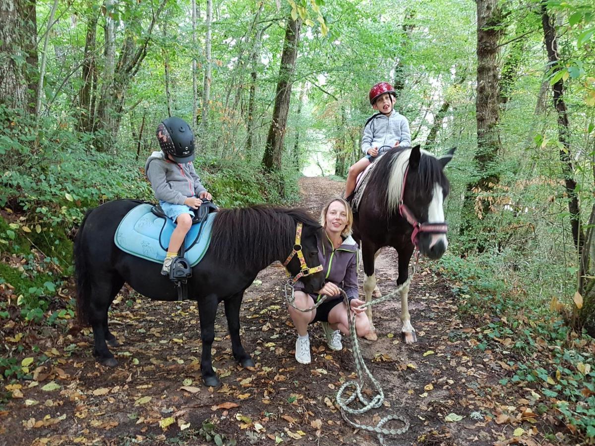 Gite Equestre Domaine Des Crins - Monpazier Capdrot Екстериор снимка
